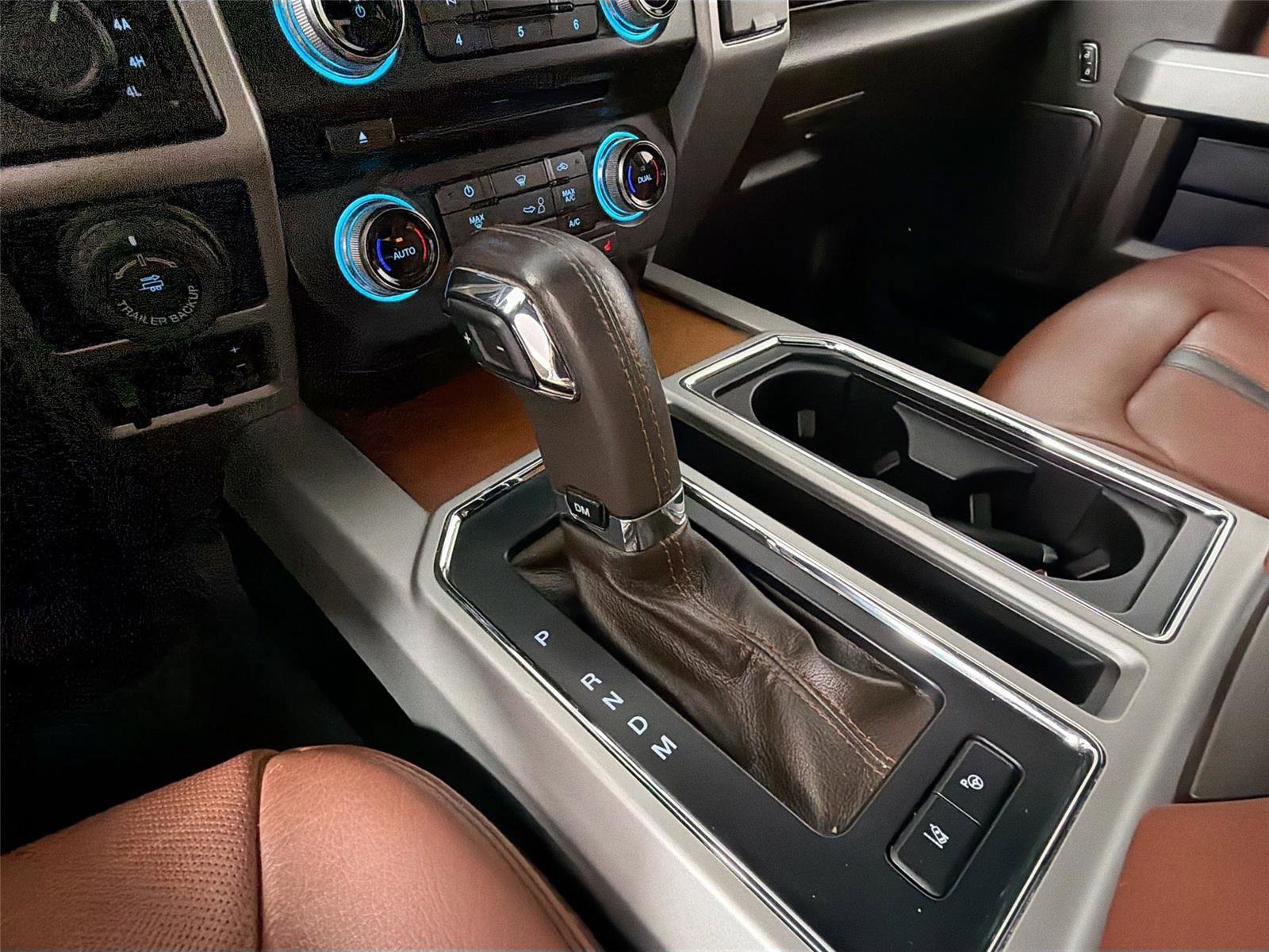 Used 2018 Ford F150 King Ranch w/ Equipment Group 601A Luxury AWD/4WD image 17