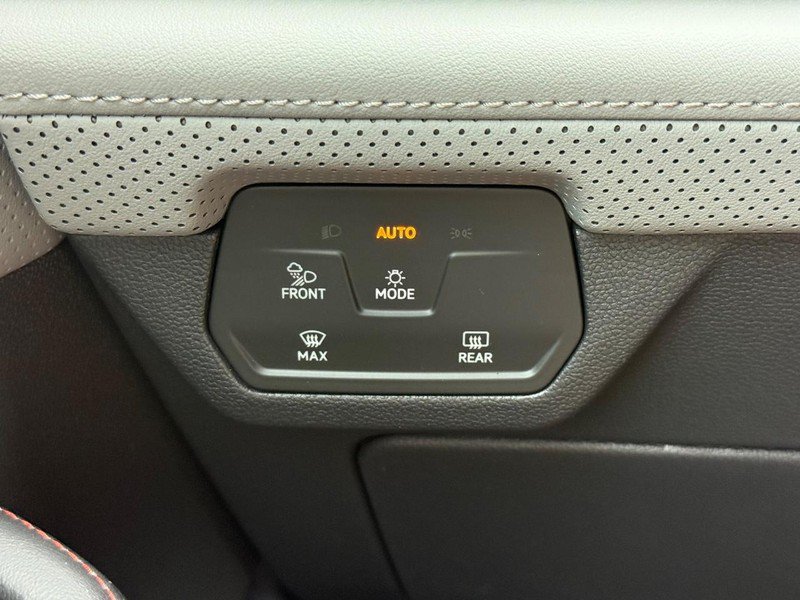 New 2026 Volkswagen Atlas Peak Edition AWD/4WD image 14
