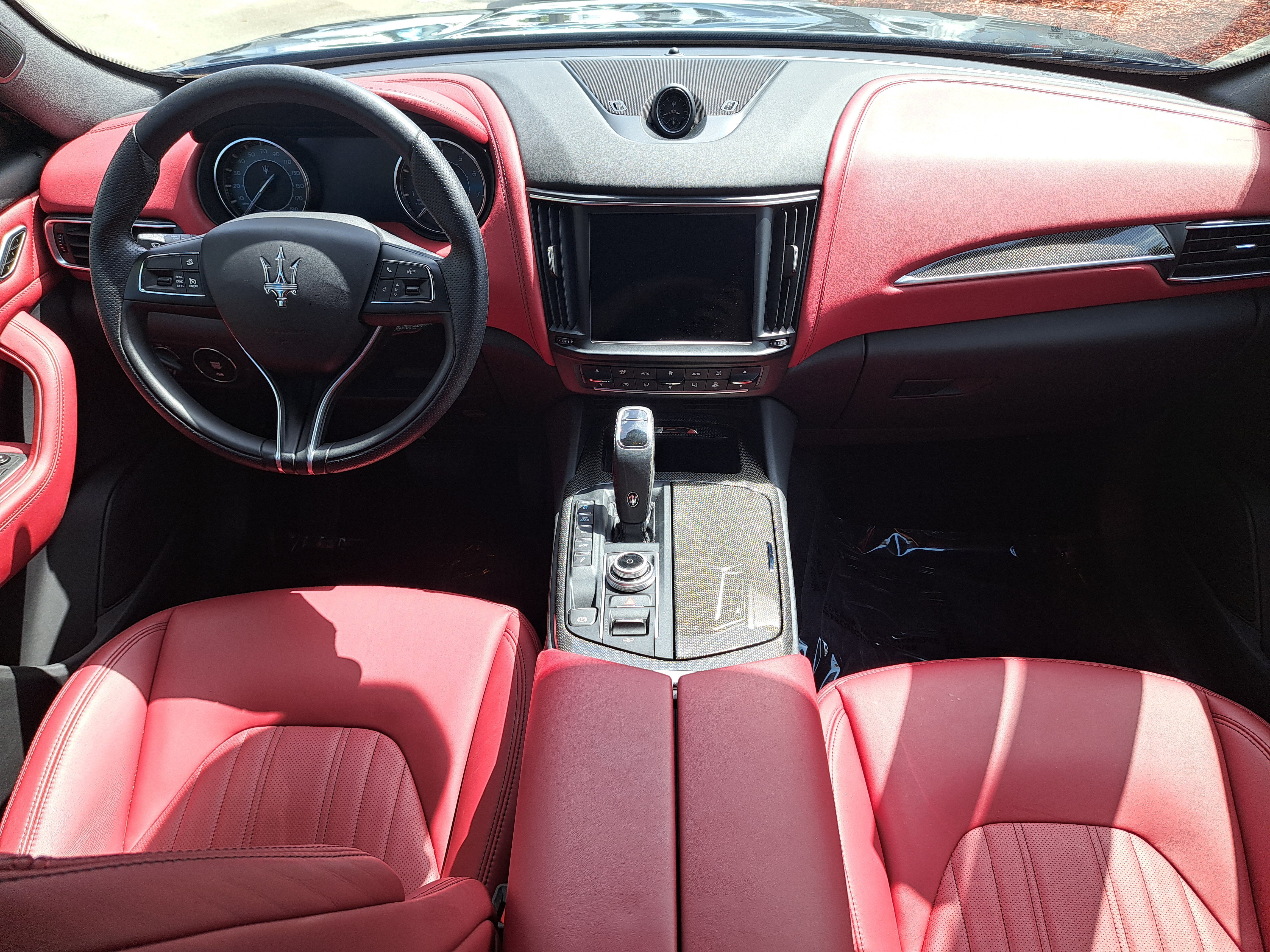 Used 2022 Maserati Levante GT AWD/4WD image 14