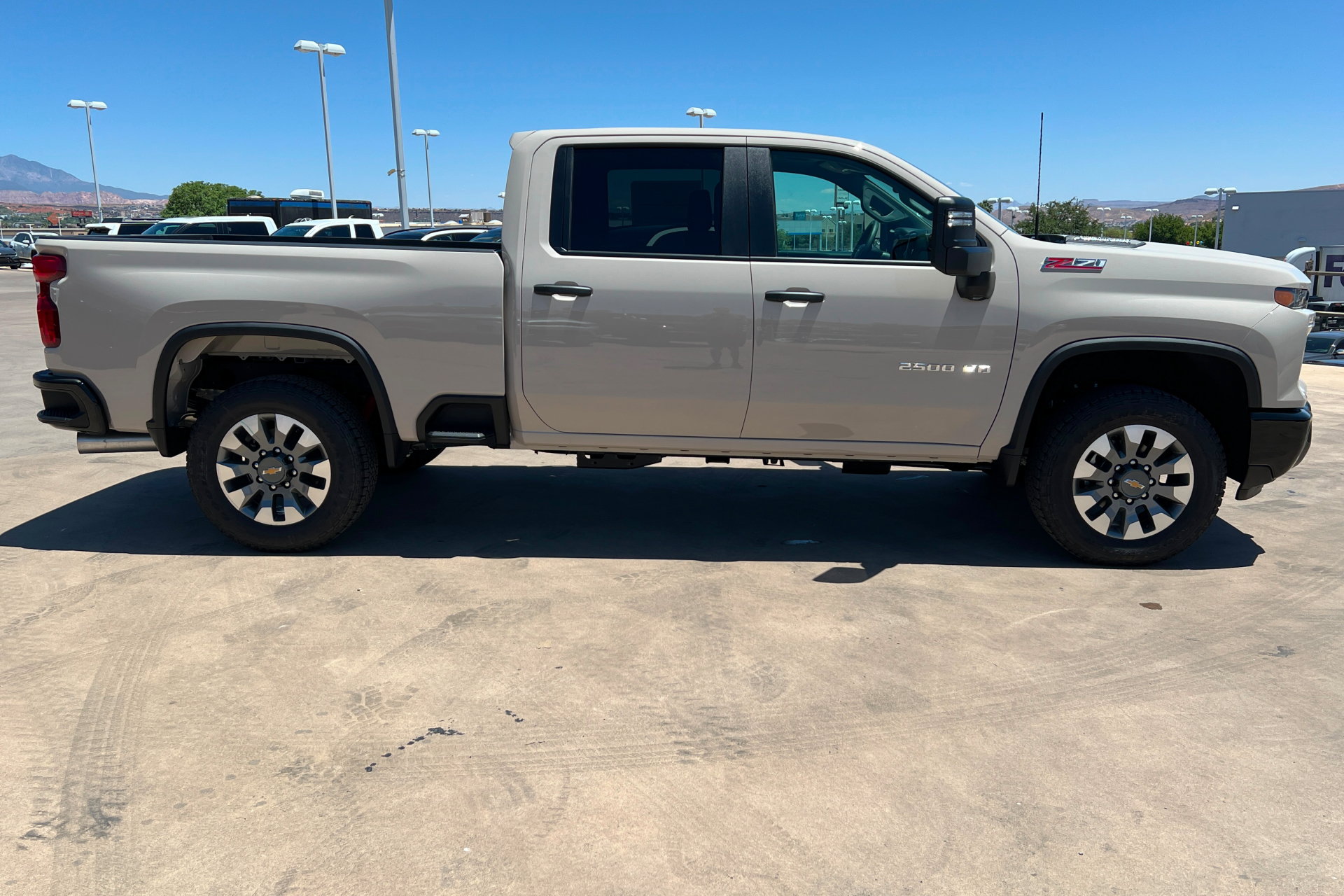 New 2026 Chevrolet Silverado 2500 Custom w/ Custom Value Package AWD/4WD image 7