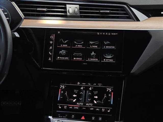 Certified 2024 Audi Q8 e-tron Premium Plus AWD/4WD image 22