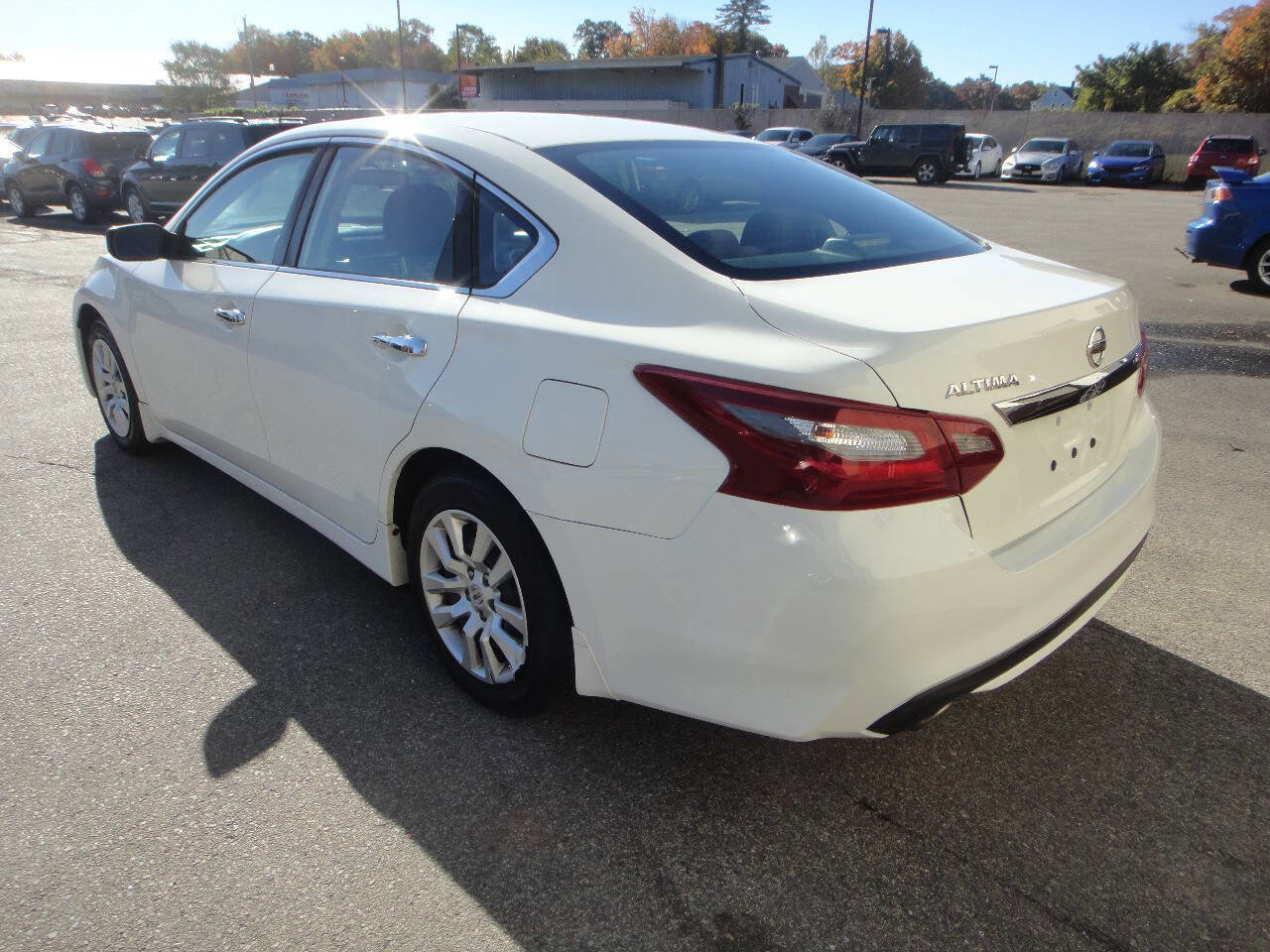 Used 2018 Nissan Altima 2.5 S w/ S Convenience Package image 6