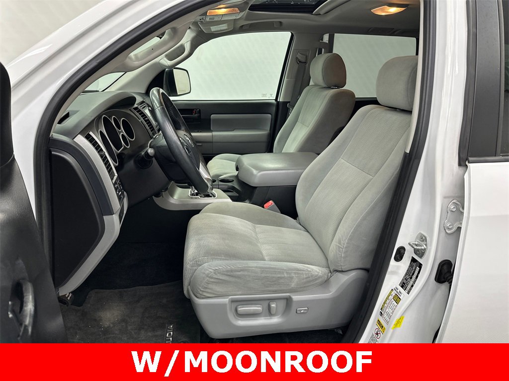 Used 2017 Toyota Sequoia SR5 image 9