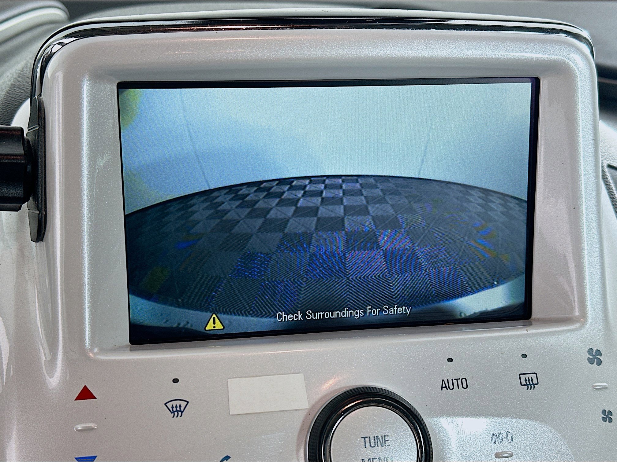 Used 2013 Chevrolet Volt w/ Enhanced Safety Package 2 image 23