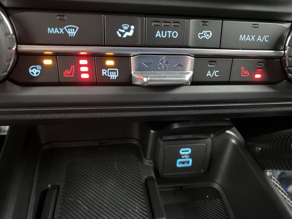 New 2025 Ford Bronco Raptor image 8