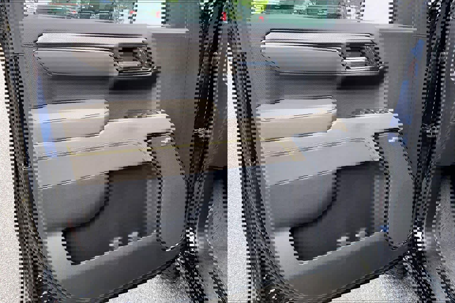 Used 2023 Chevrolet Silverado 1500 ZR2 w/ Technology Package image 21