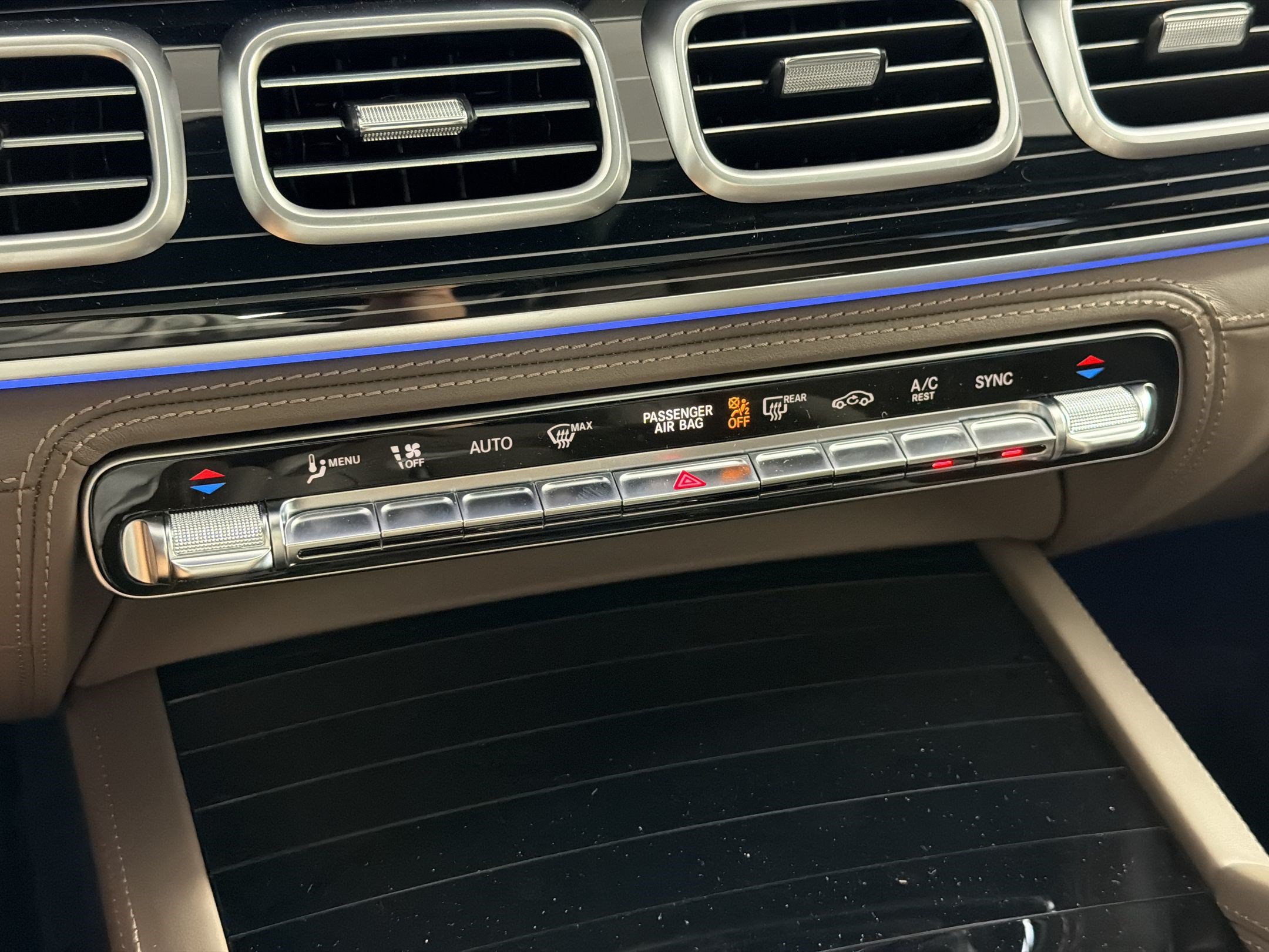 New 2026 Mercedes-Benz GLE 63 AMG S image 29