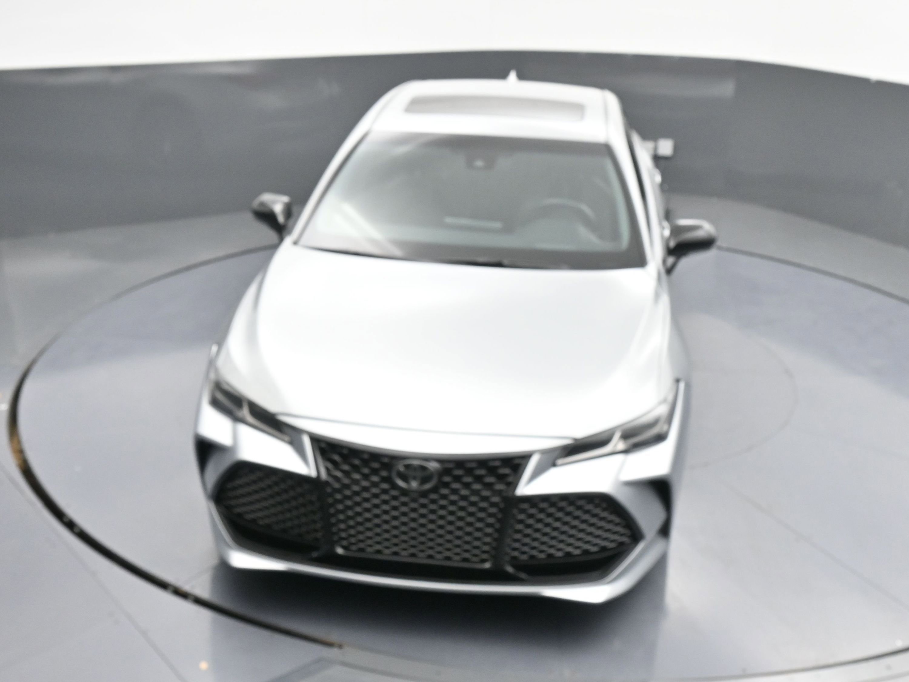 Used 2022 Toyota Avalon Touring image 37