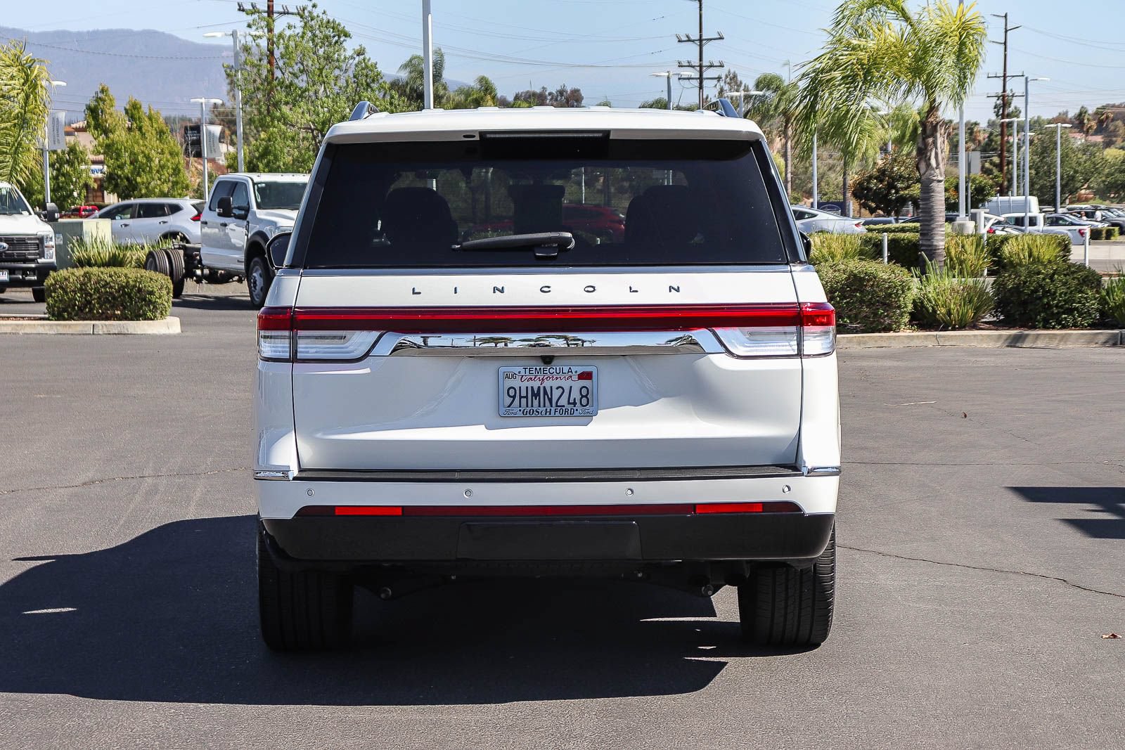Used 2023 Lincoln Navigator Reserve AWD/4WD image 5