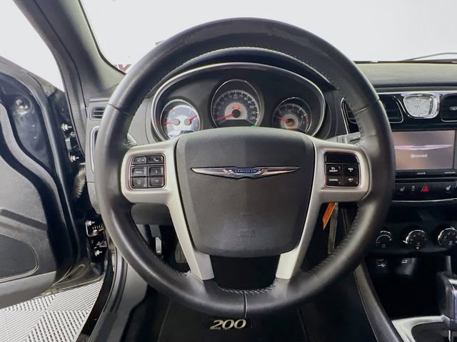 Used 2011 Chrysler 200 Limited image 12