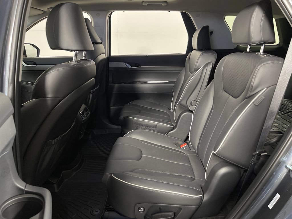Certified 2025 Hyundai Palisade XRT FWD image 13