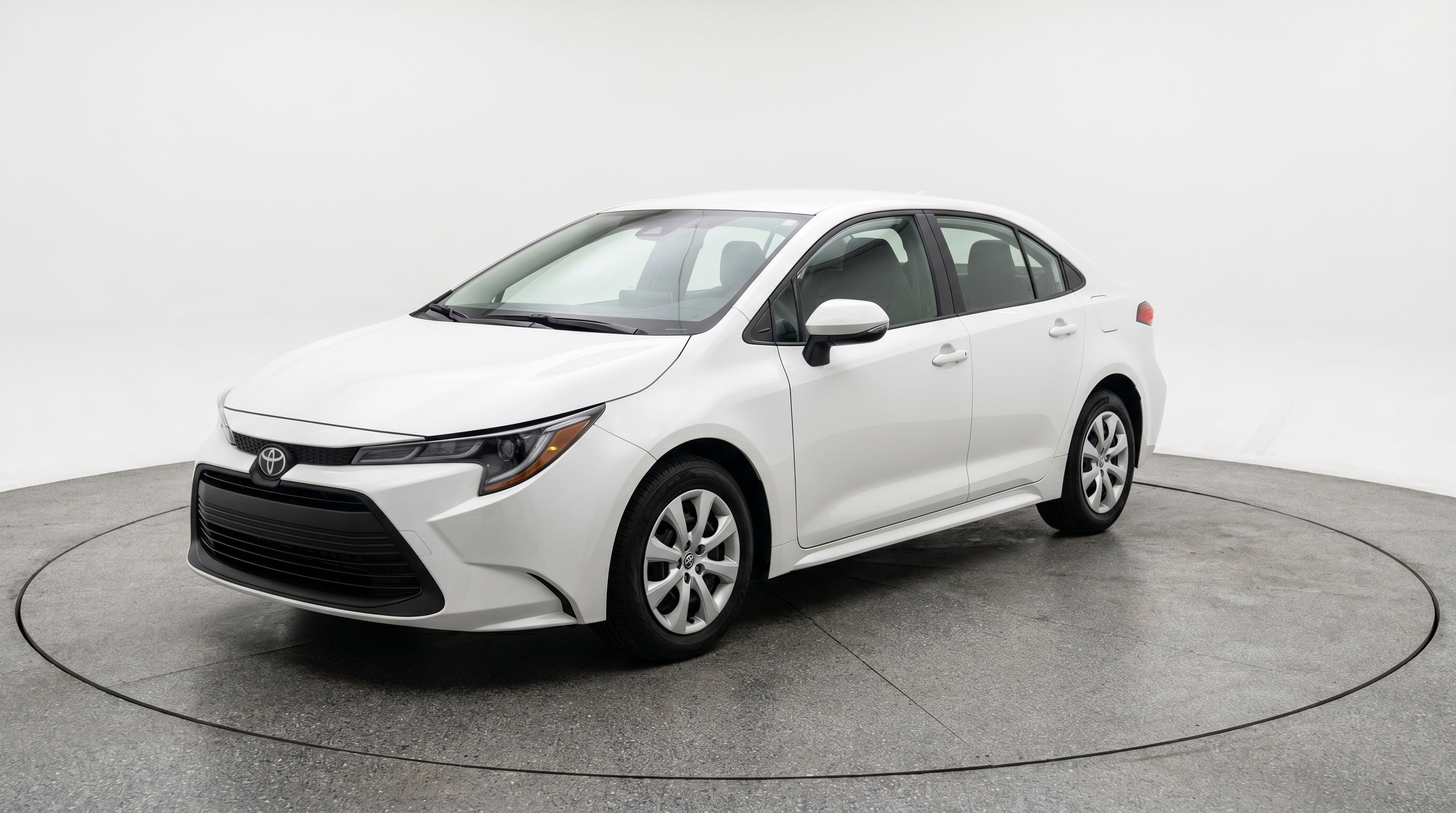 Used 2025 Toyota Corolla LE FWD image 3