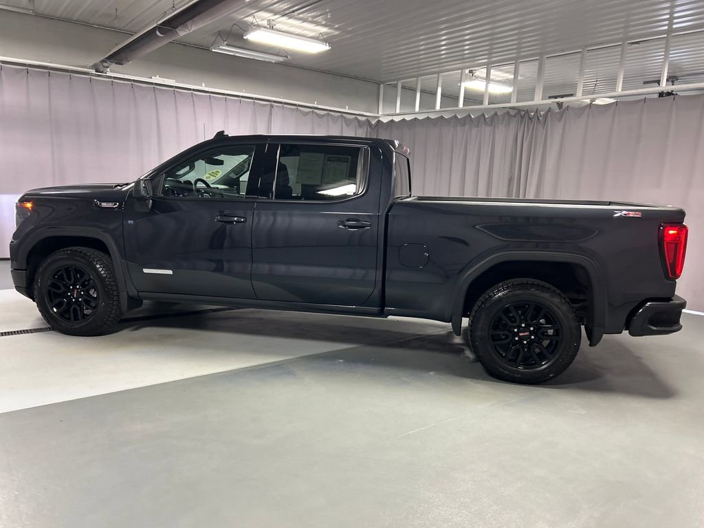 Used 2025 GMC Sierra 1500 Elevation w/ LPO, Elevation Black Package image 4