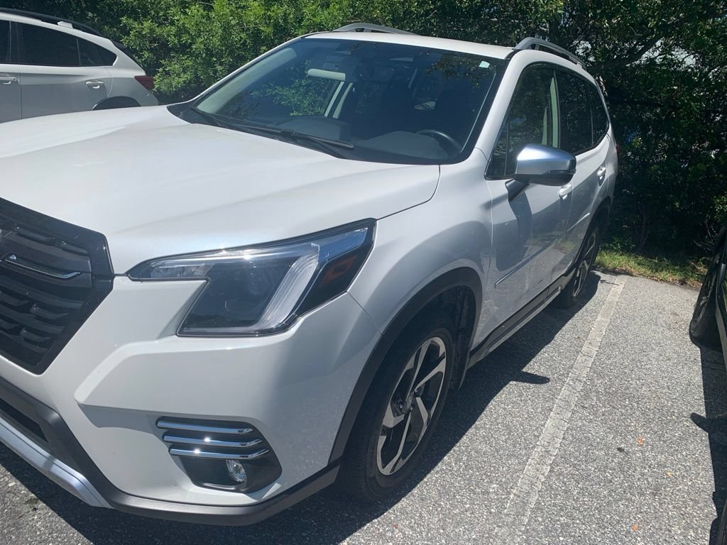 Certified 2022 Subaru Forester Touring AWD/4WD image 2