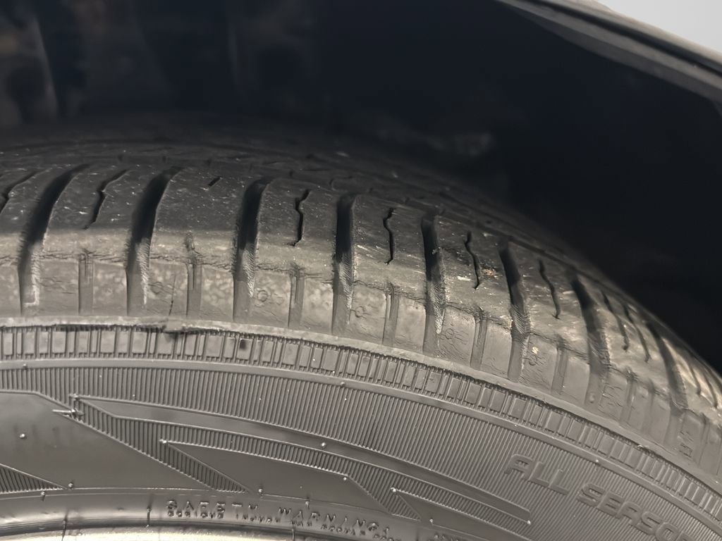 Used 2012 Honda Accord EX-L image 35