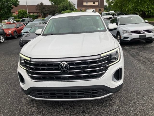 Used 2024 Volkswagen Atlas SE w/ Black Wheel Package AWD/4WD image 8