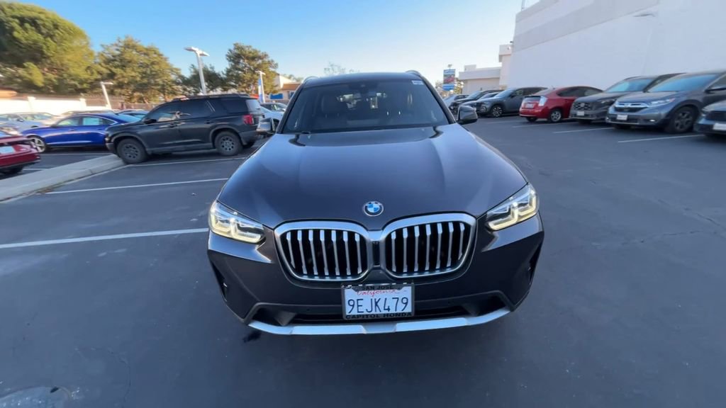 Used 2023 BMW X3 xDrive30i w/ Premium Package image 3