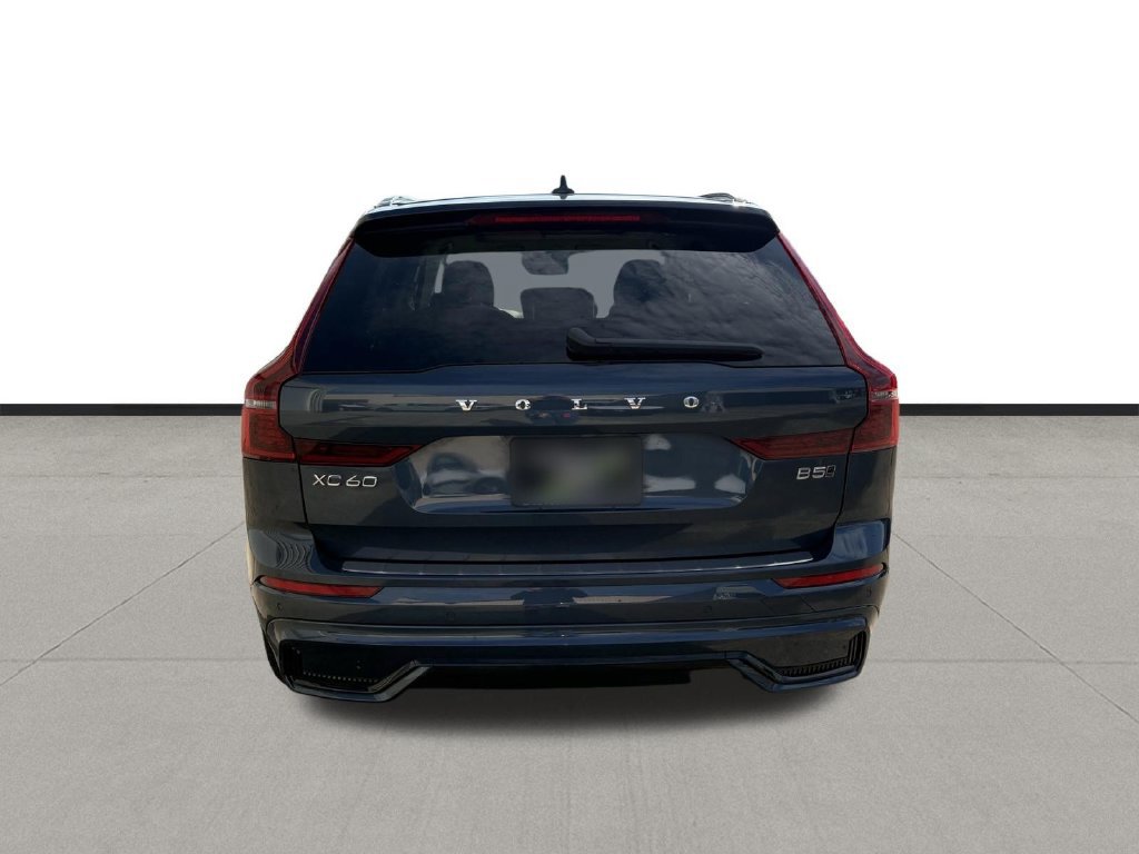Used 2026 Volvo XC60 B5 Ultra AWD/4WD image 3