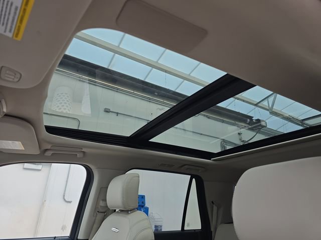 Used 2023 Ford Expedition Max Platinum image 21