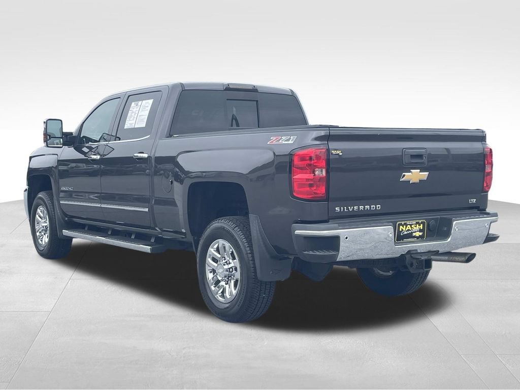 Used 2015 Chevrolet Silverado 2500 LTZ w/ LTZ Plus Package AWD/4WD image 5