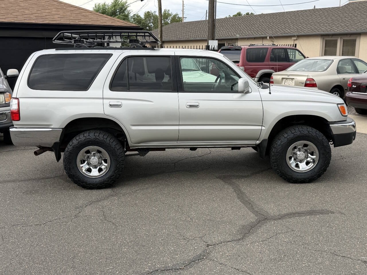 Used 2001 Toyota 4Runner SR5 AWD/4WD image 24