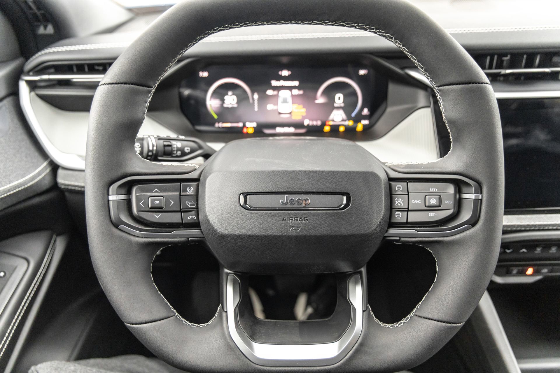 New 2026 Jeep Cherokee Laredo image 25