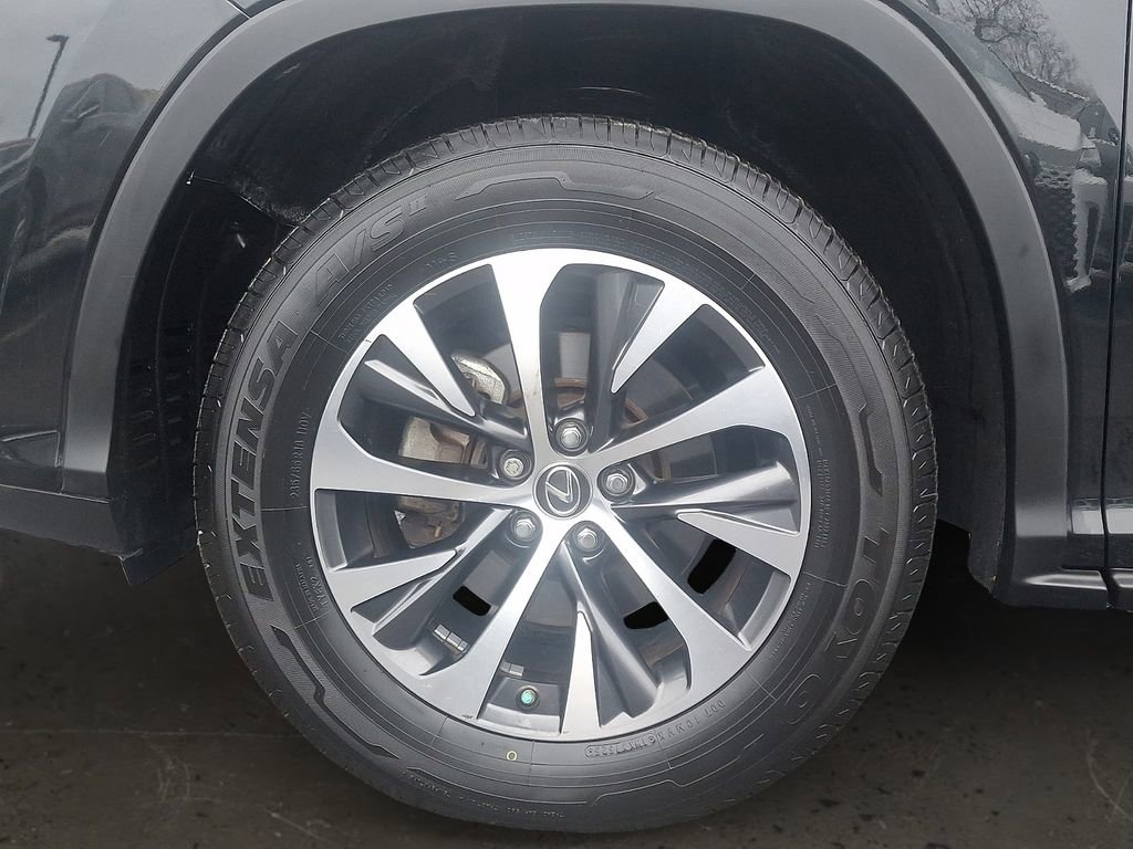 Used 2022 Lexus RX 350L Premium w/ Premium Package image 9