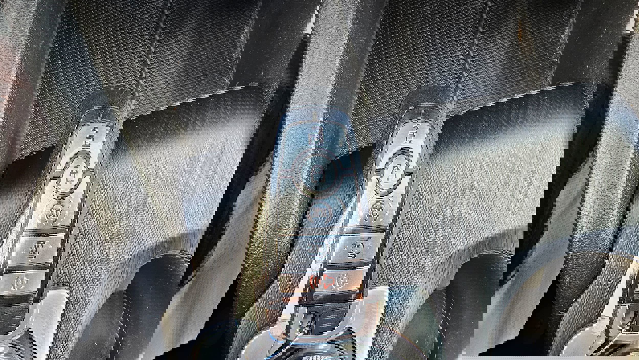 Used 2024 Ford Escape ST-Line image 35