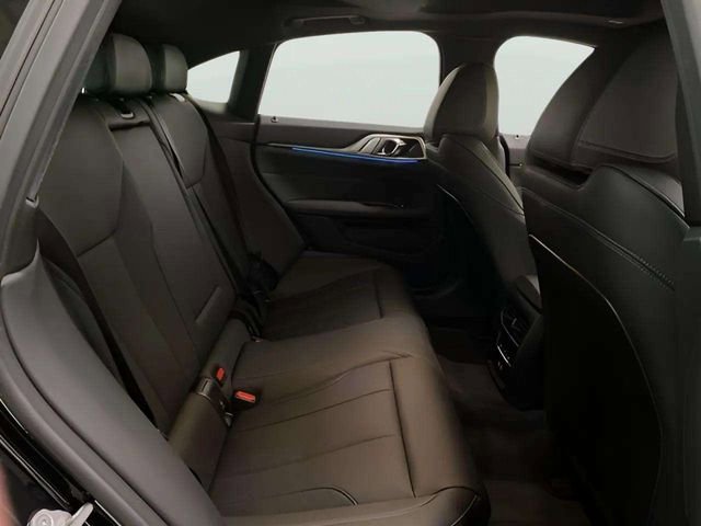 Used 2025 BMW i4 xDrive40i w/ Parking Assistance Package image 32