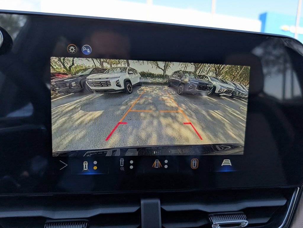 New 2026 Chevrolet Equinox ACTIV w/ Convenience Package III image 30