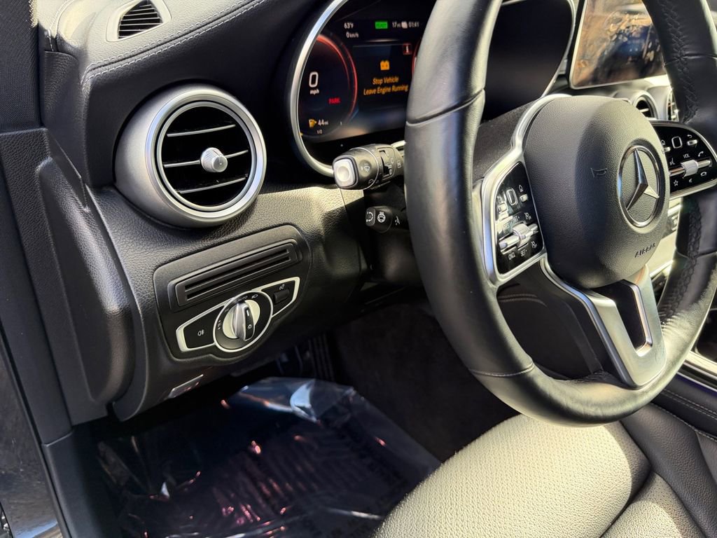 Used 2020 Mercedes-Benz GLC 350e 4MATIC image 14