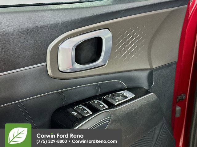 Used 2021 Kia Sorento SX image 18