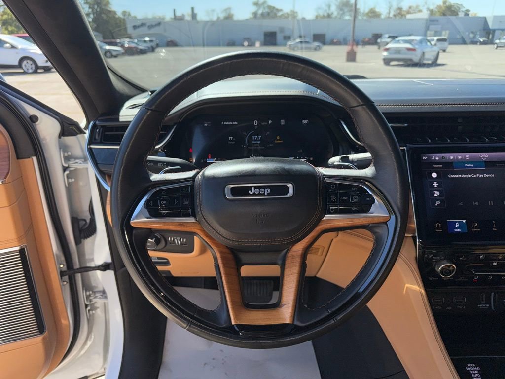 Used 2023 Jeep Grand Cherokee L Summit image 11