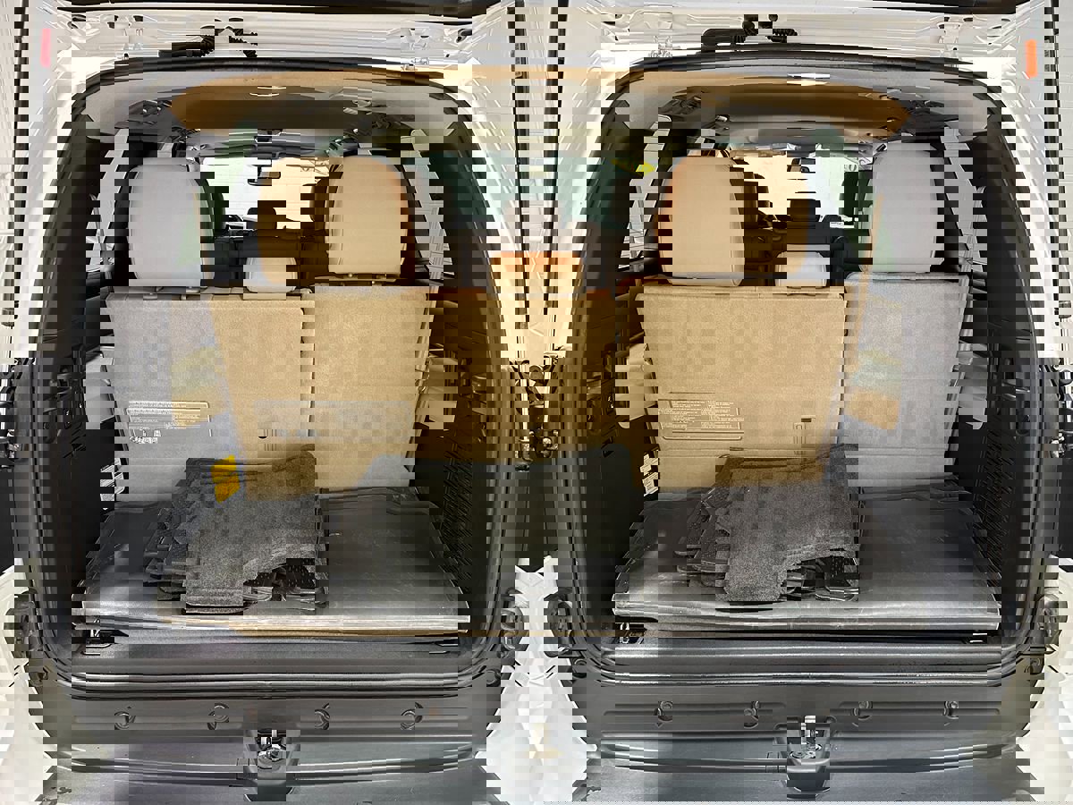 Used 2016 Toyota Sequoia SR5 image 5