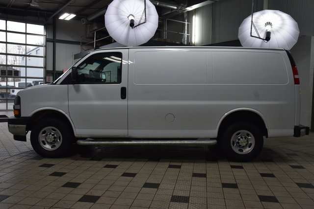 Used 2024 Chevrolet Express 2500 Work Van w/ Driver Convenience Package image 3