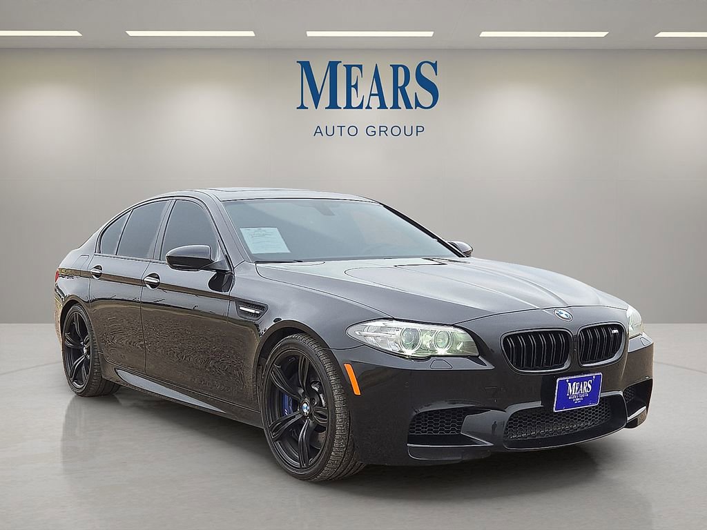 Used 2015 BMW M5 RWD image 7