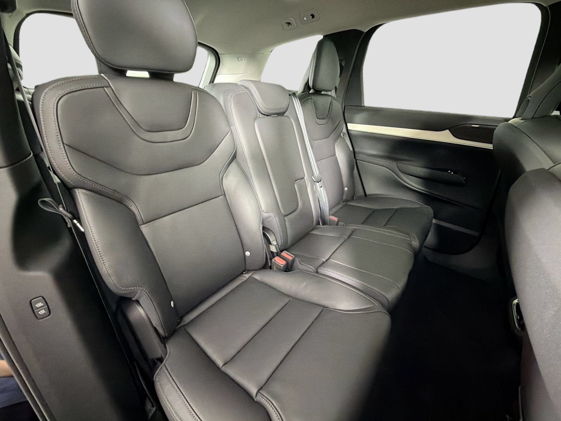 New 2026 Volvo EX90 Ultra AWD/4WD image 27