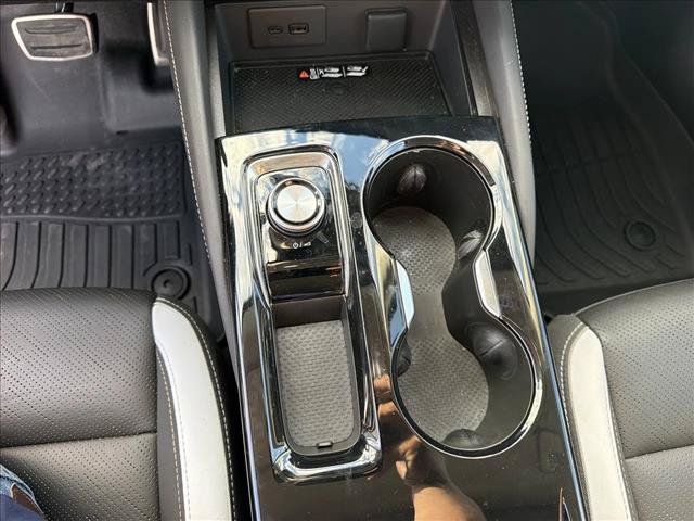 Used 2025 Buick Envision Sport Touring AWD/4WD image 14
