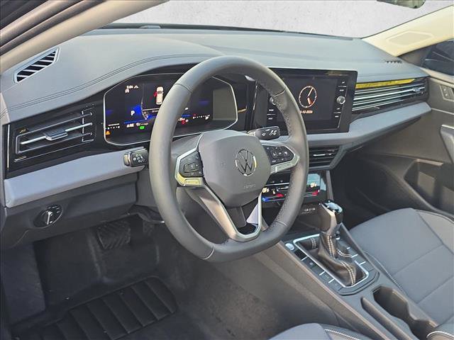 New 2026 Volkswagen Jetta SE image 5