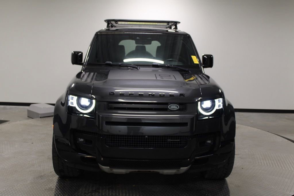 Used 2022 Land Rover Defender 110 X-Dynamic HSE image 10