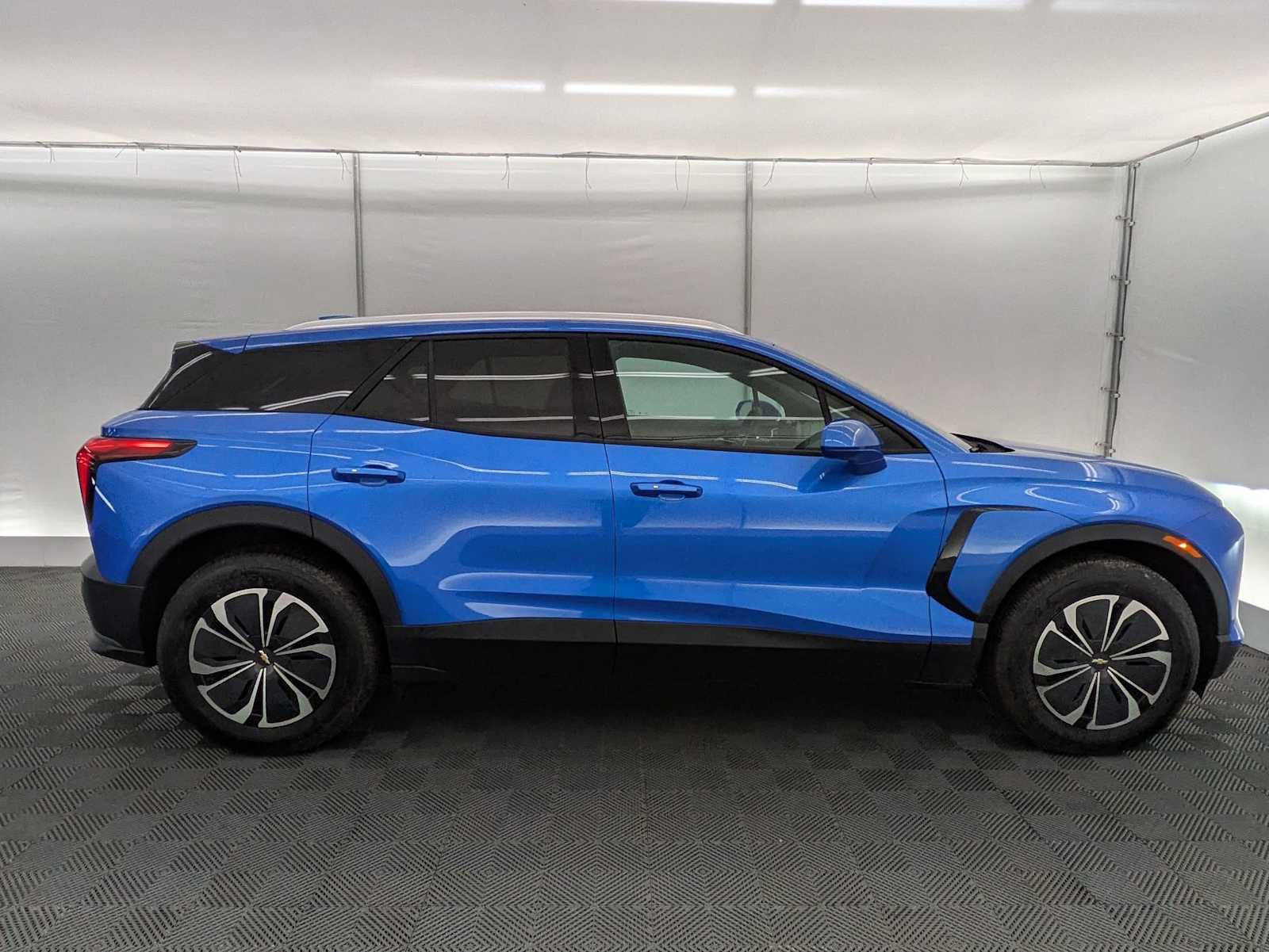 New 2024 Chevrolet Blazer EV LT image 7