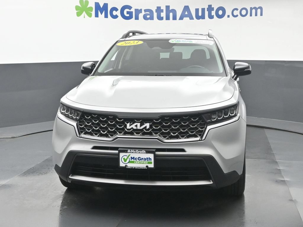 Used 2023 Kia Sorento S w/ Panoramic Sunroof Package AWD/4WD image 6