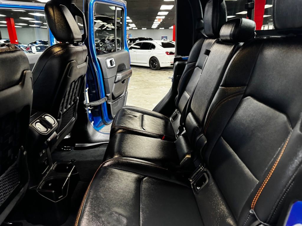 Used 2023 Jeep Gladiator Mojave w/ Cold Weather Group image 39