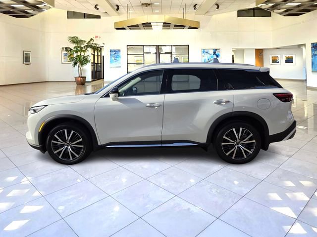 Used 2024 INFINITI QX60 Sensory w/ Vision Package AWD/4WD image 4