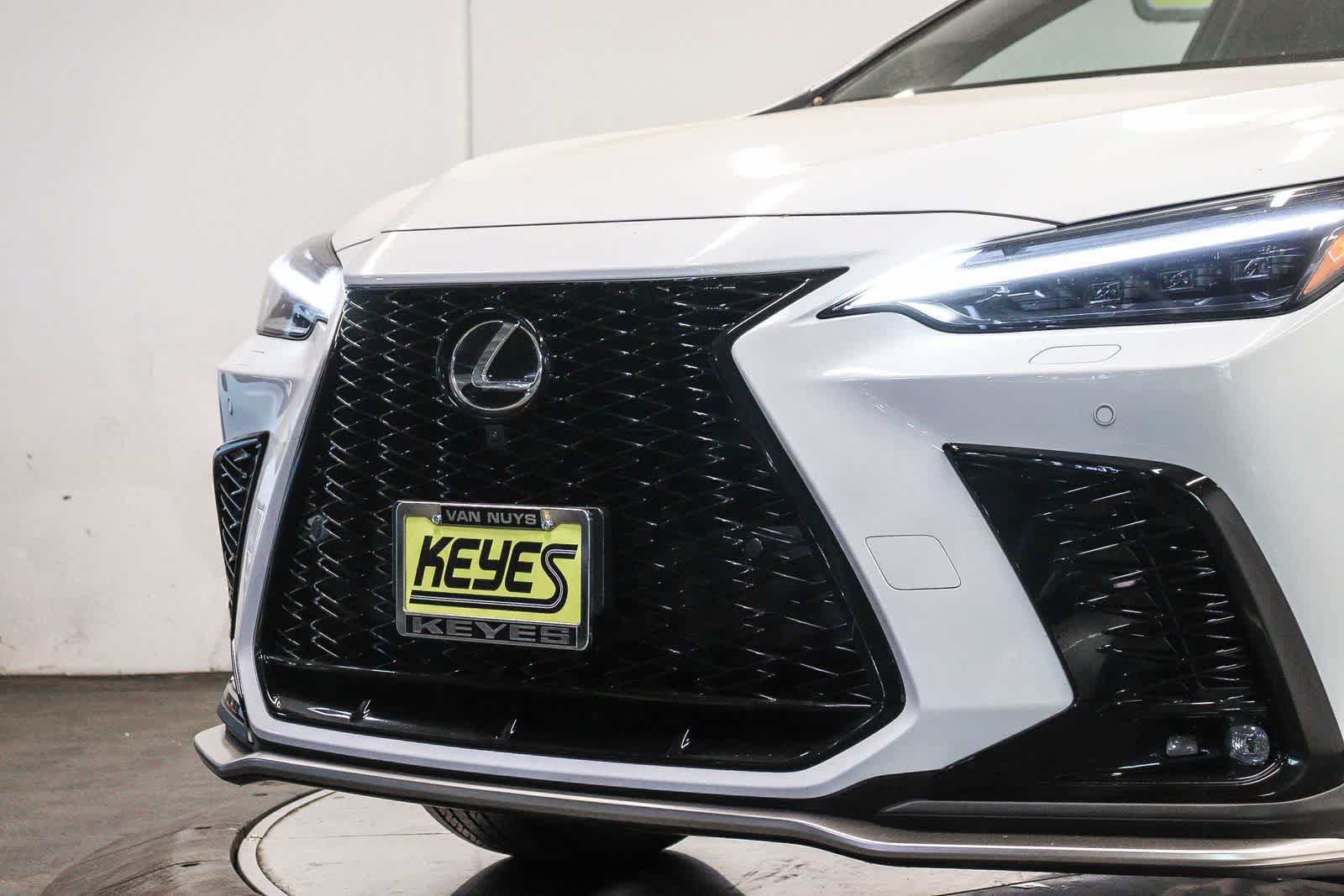 Used 2026 Lexus NX 450h+ F Sport AWD/4WD image 8