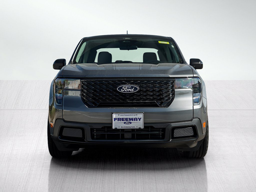 New 2026 Ford Maverick XLT w/ Equipment Group 301A AWD/4WD image 2