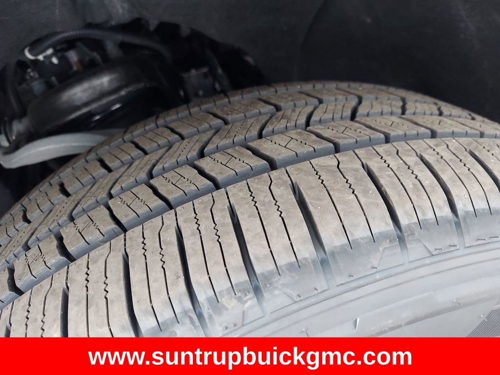 Used 2024 GMC Sierra 1500 SLT w/ SLT Premium Package image 32