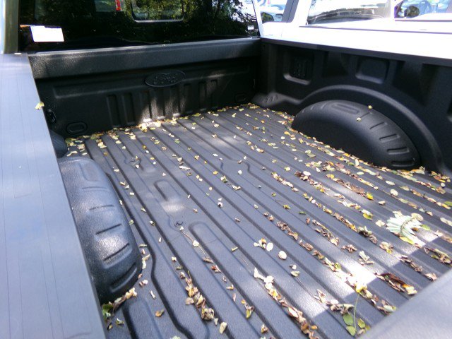 New 2026 Ford F250 Lariat w/ Black Appearance Package image 6