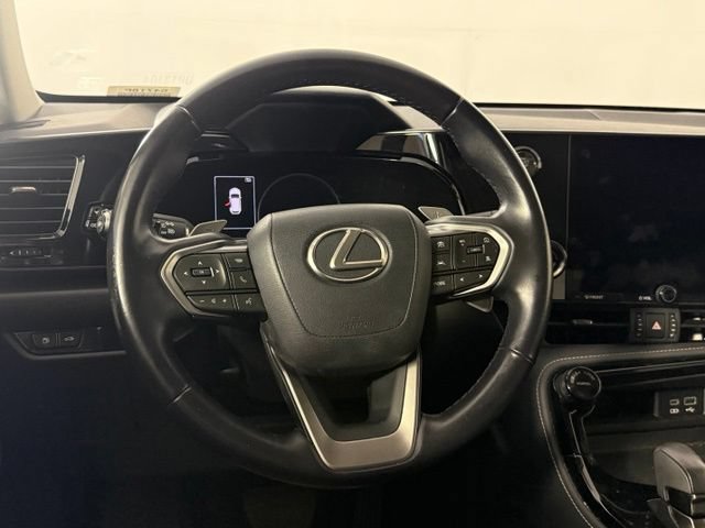 Used 2023 Lexus NX 250 FWD w/ Towing Package (2000 Lbs) image 22