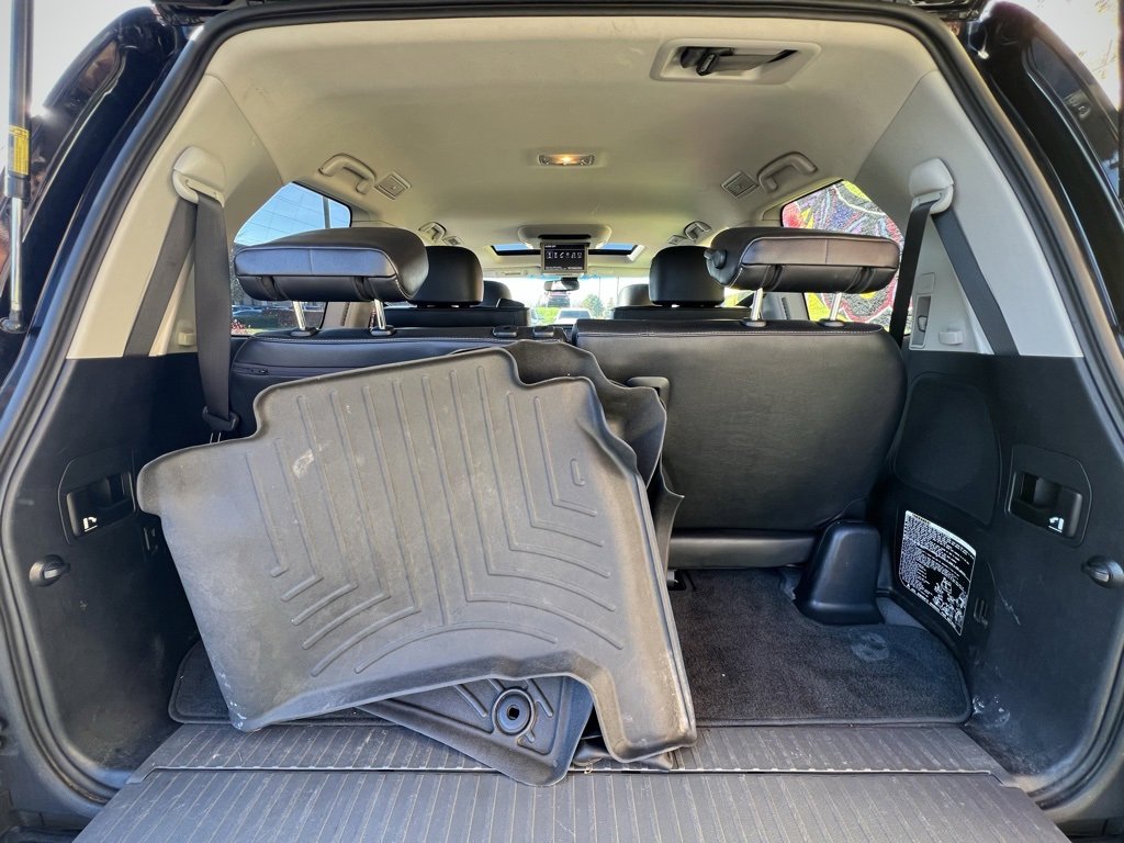 Used 2013 Toyota Land Cruiser image 28
